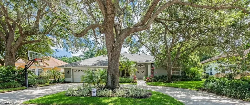 7133 Mill Run Circle Naples FL 34109