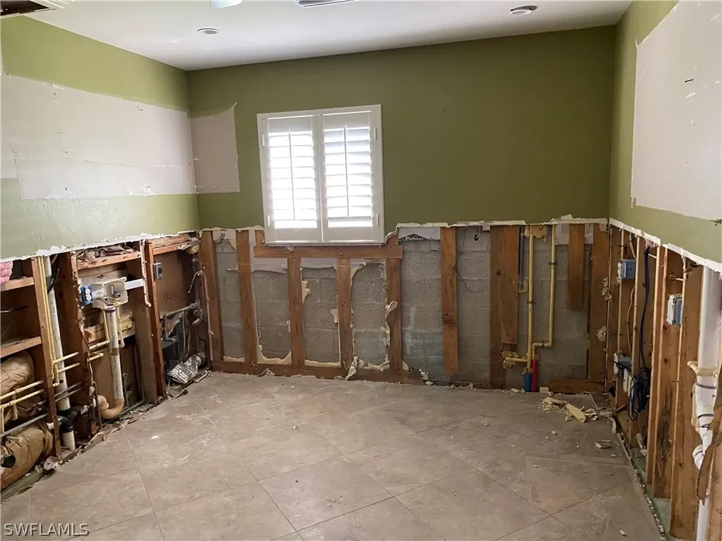 3729 Liberty Square Fort Myers FL 33908