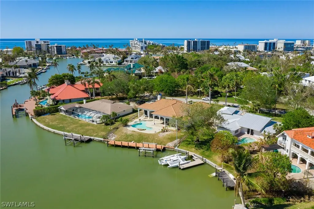 450 Bow Line Bend Naples FL 34103