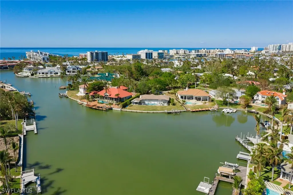 450 Bow Line Bend Naples FL 34103