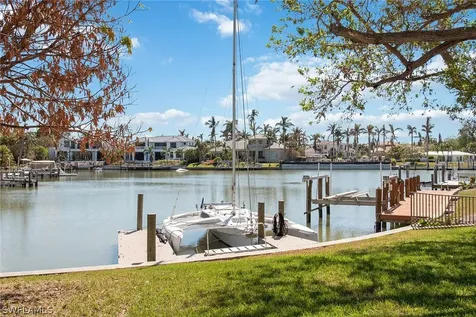 450 Bow Line Bend Naples FL 34103