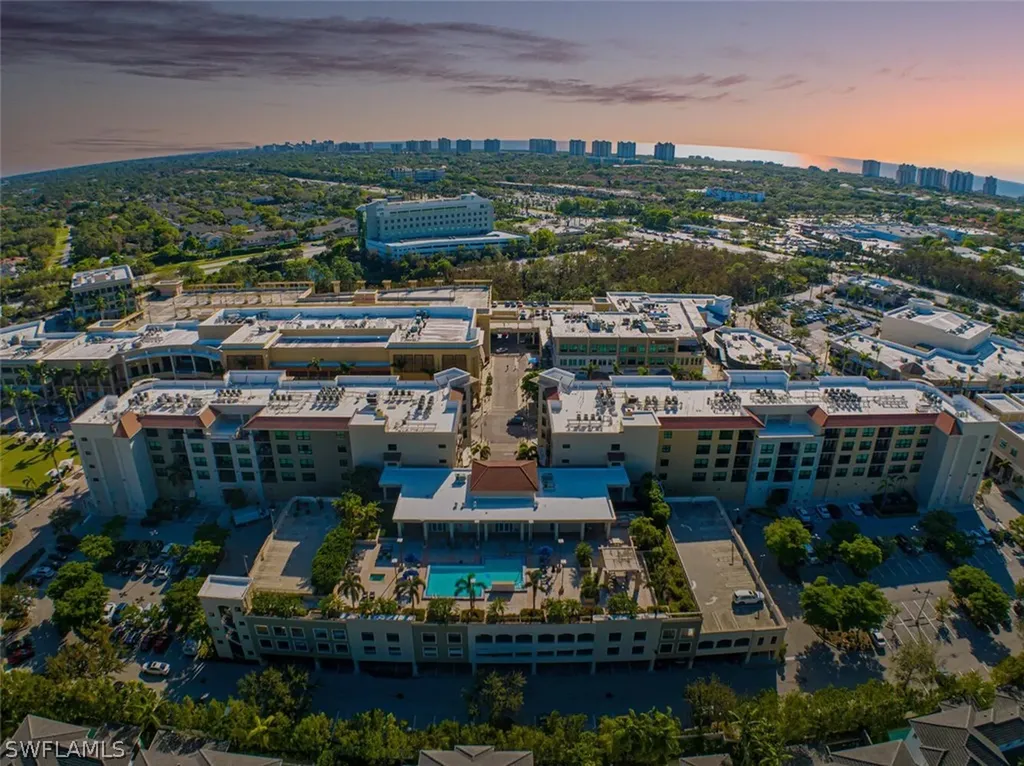 9115 Strada Place Naples FL 34108