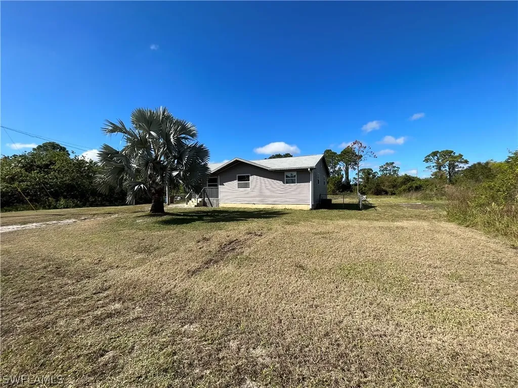 502 Empire Avenue S Lehigh Acres FL 33974