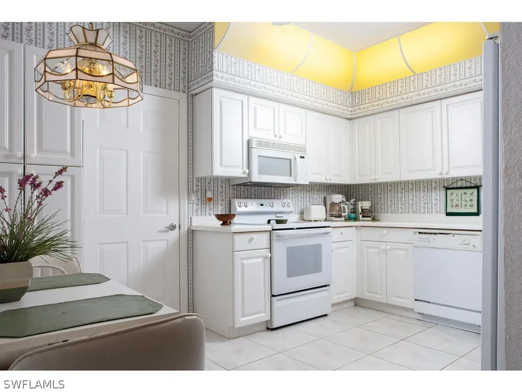 965 Partridge Circle Naples FL 34104