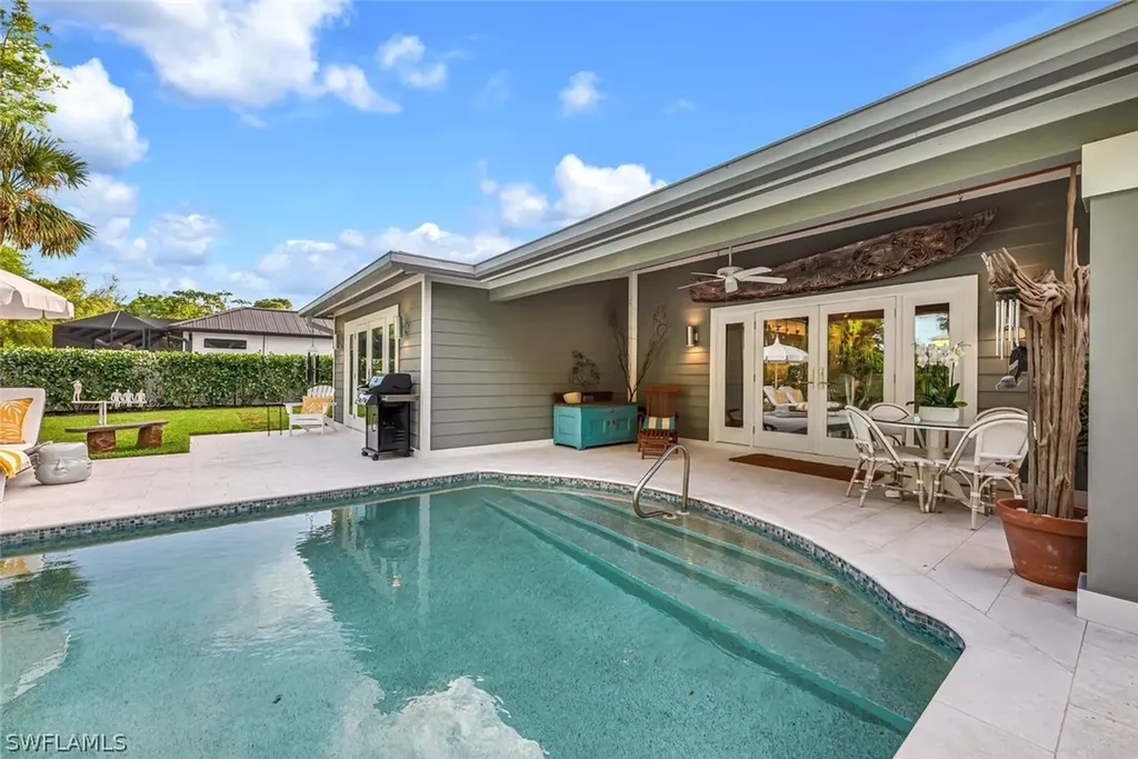 1294 13th Street N Naples FL 34102