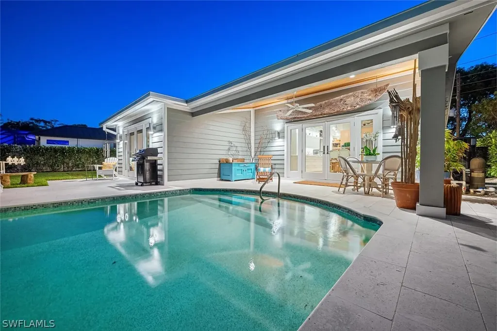 1294 13th Street N Naples FL 34102