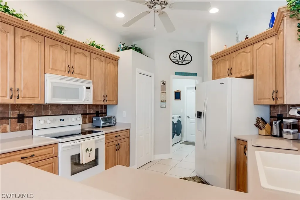 2125 SW 40th Terrace Cape Coral FL 33914