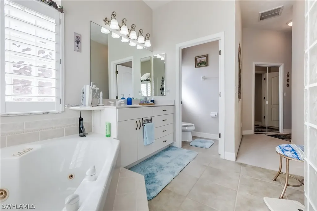 2125 SW 40th Terrace Cape Coral FL 33914