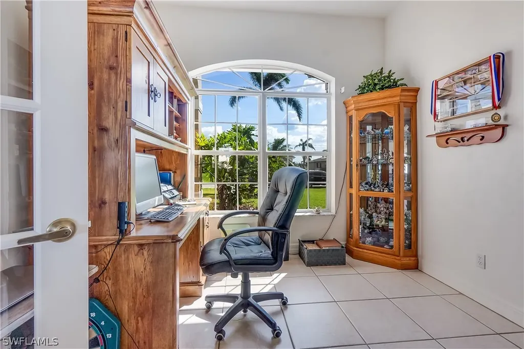 2125 SW 40th Terrace Cape Coral FL 33914