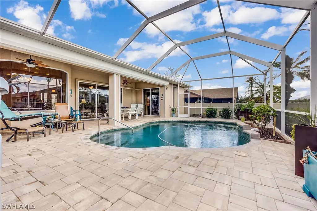 2125 SW 40th Terrace Cape Coral FL 33914