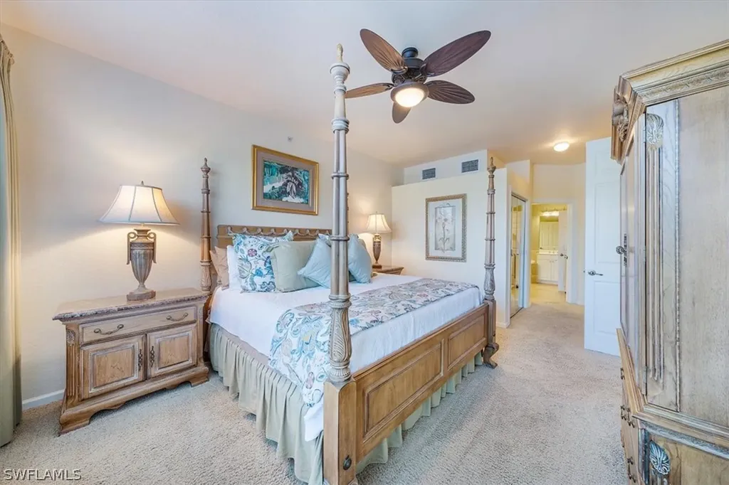 8727 Coastline Court Naples FL 34120