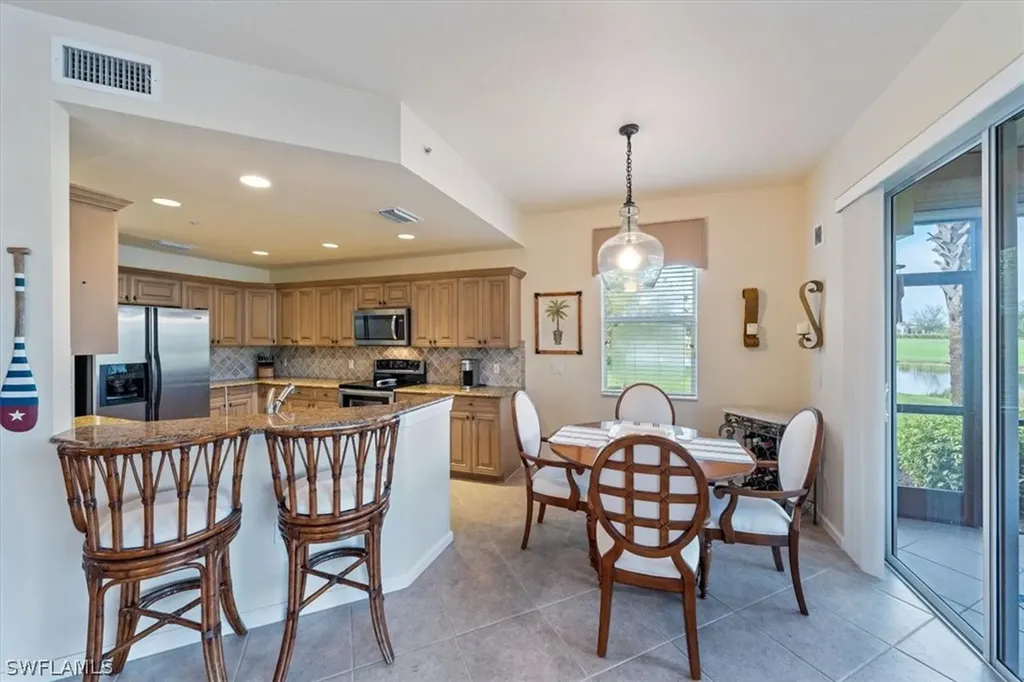8727 Coastline Court Naples FL 34120