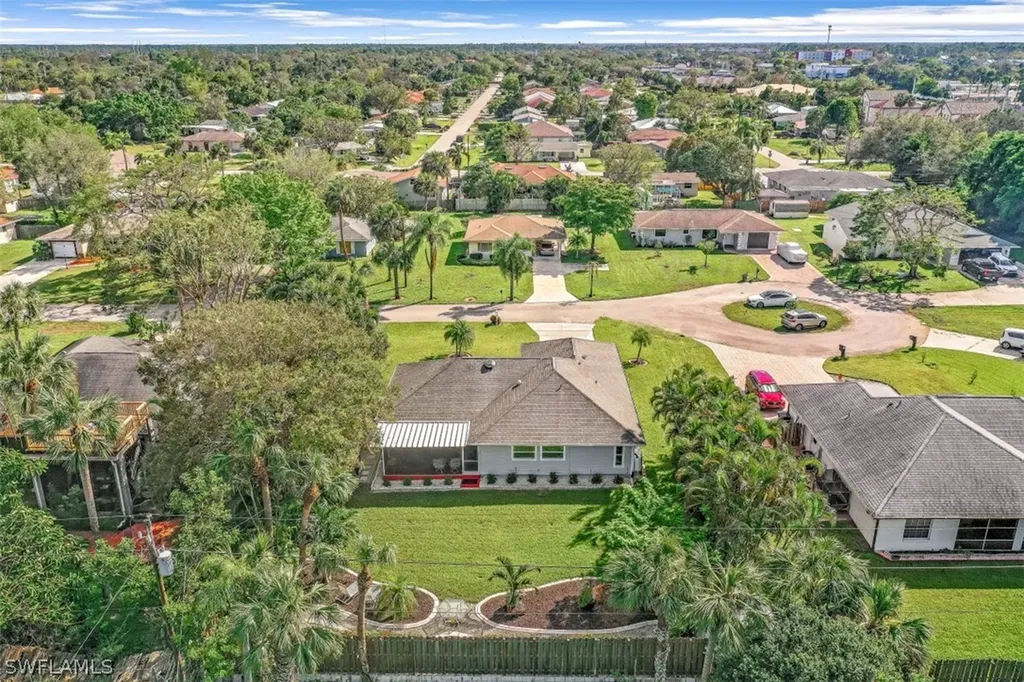 27968 Lance Drive Bonita Springs FL 34135