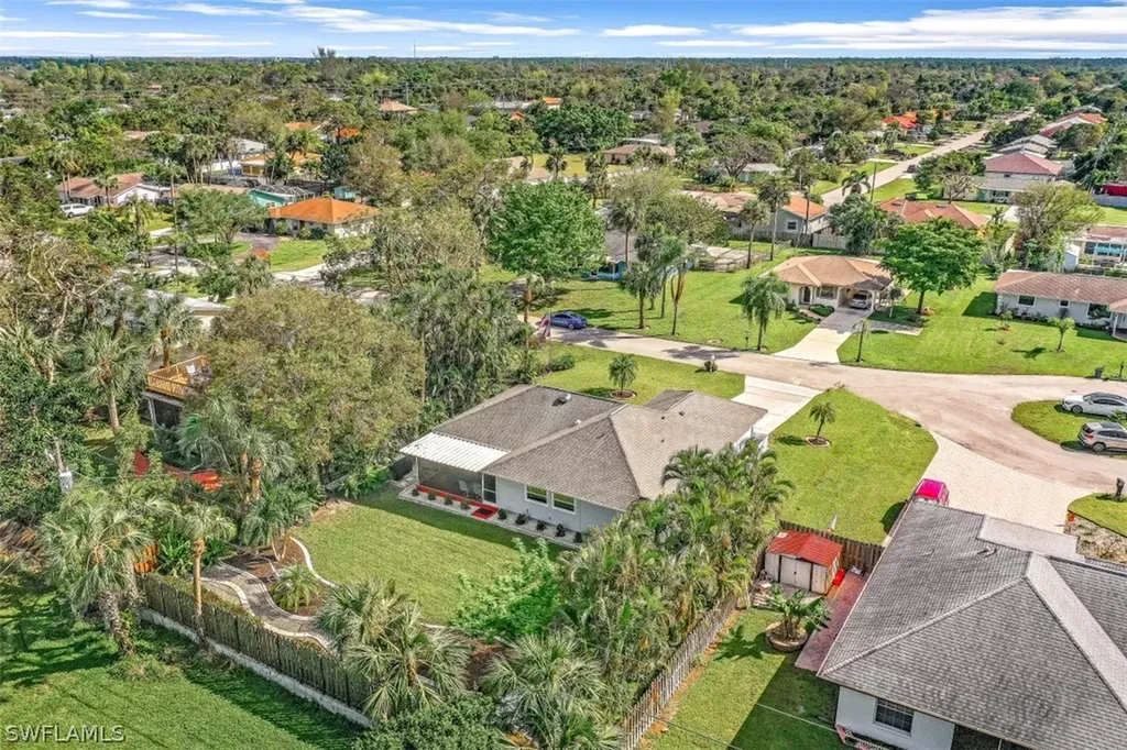 27968 Lance Drive Bonita Springs FL 34135