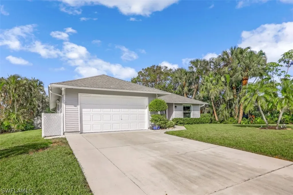 27968 Lance Drive Bonita Springs FL 34135