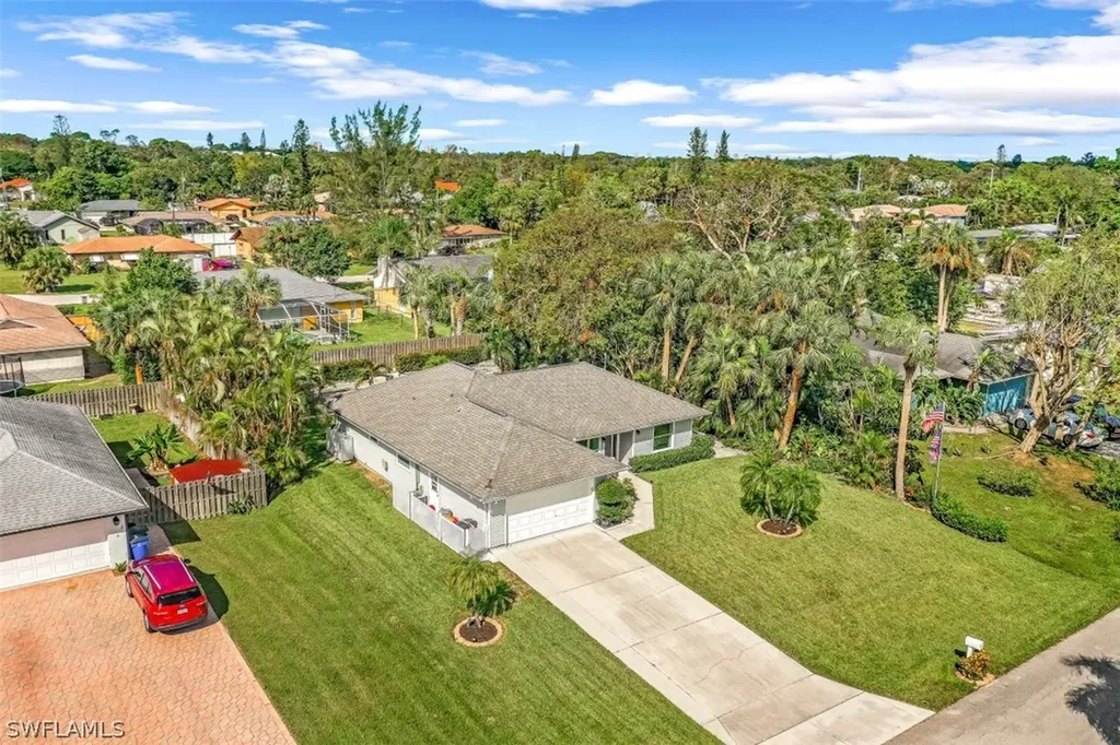 27968 Lance Drive Bonita Springs FL 34135