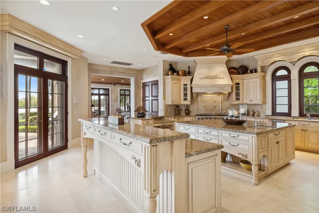 950 Admiralty Parade Naples FL 34102