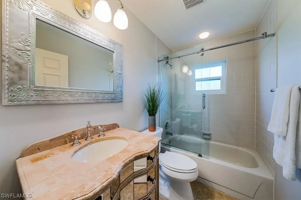 812 Reef Point Circle Naples FL 34108