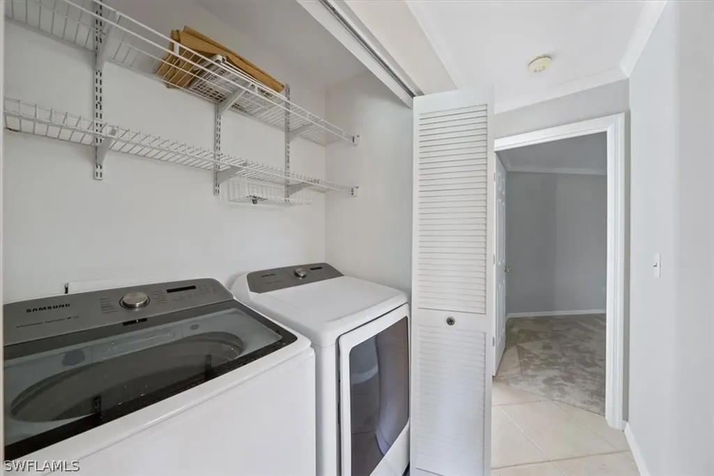 812 Reef Point Circle Naples FL 34108