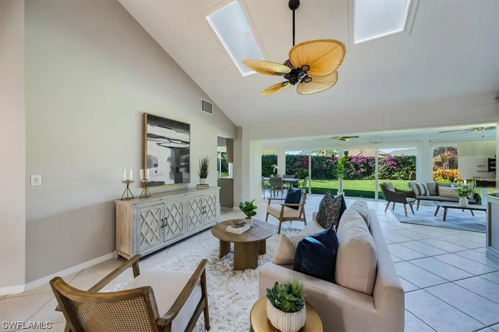 812 Reef Point Circle Naples FL 34108