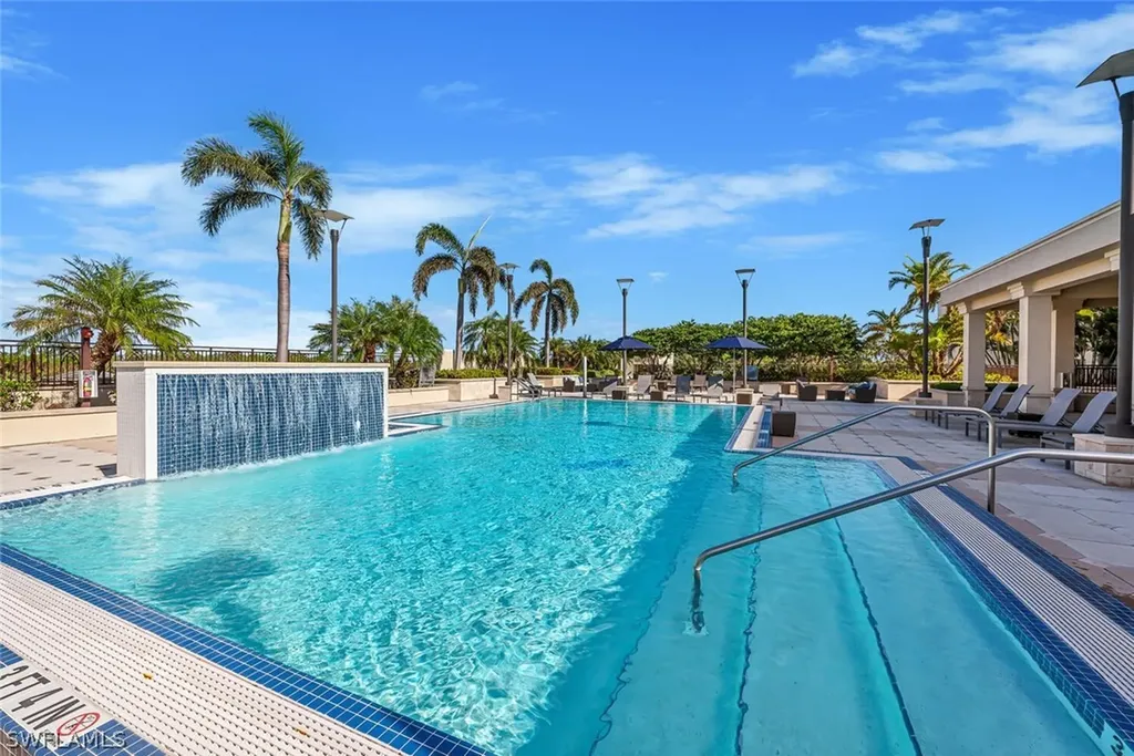 9115 Strada Place Naples FL 34108