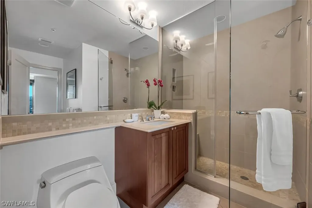 9115 Strada Place Naples FL 34108