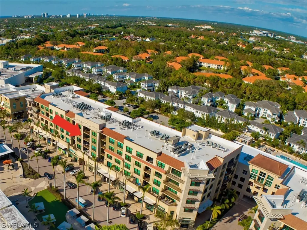 9115 Strada Place Naples FL 34108