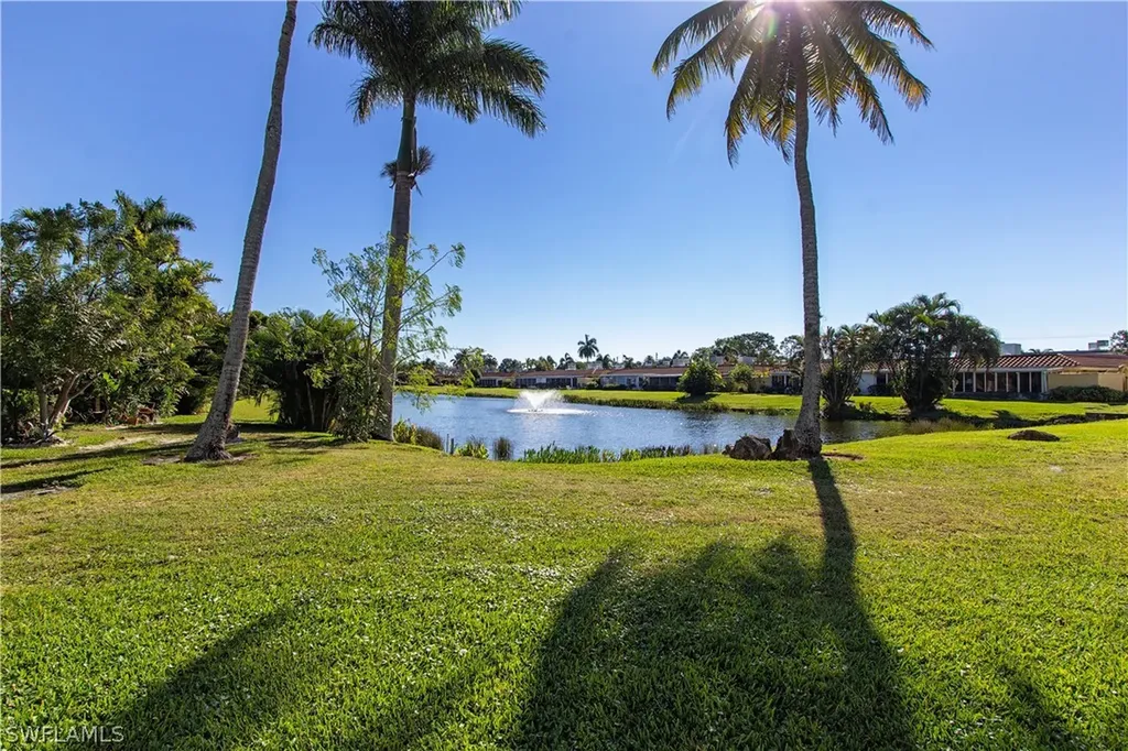 35 Glades Boulevard Naples FL 34112