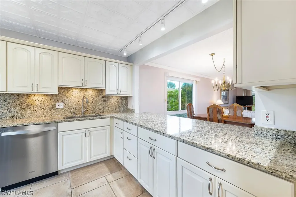 35 Glades Boulevard Naples FL 34112