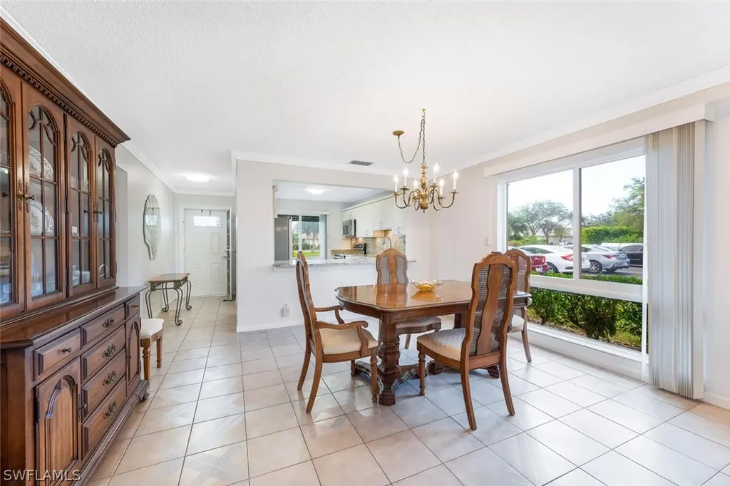 35 Glades Boulevard Naples FL 34112