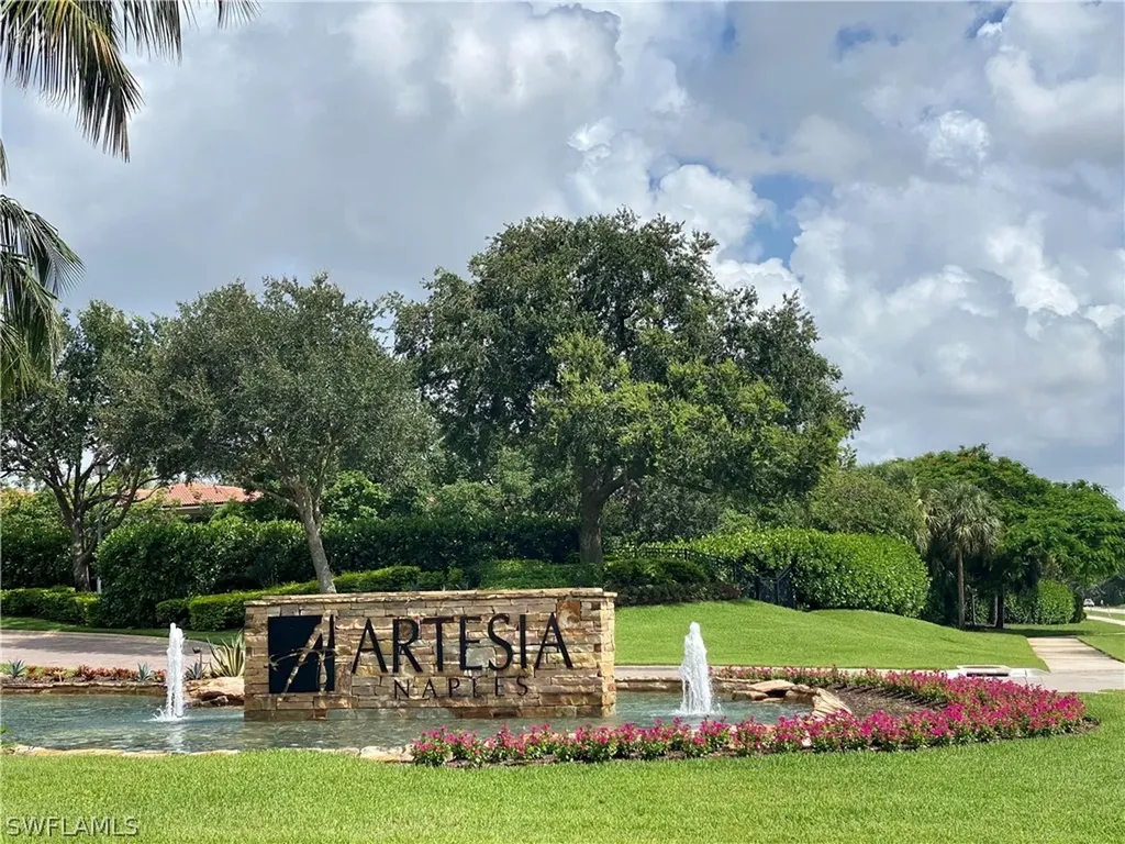 Naples FL, 1470 Oceania Drive S