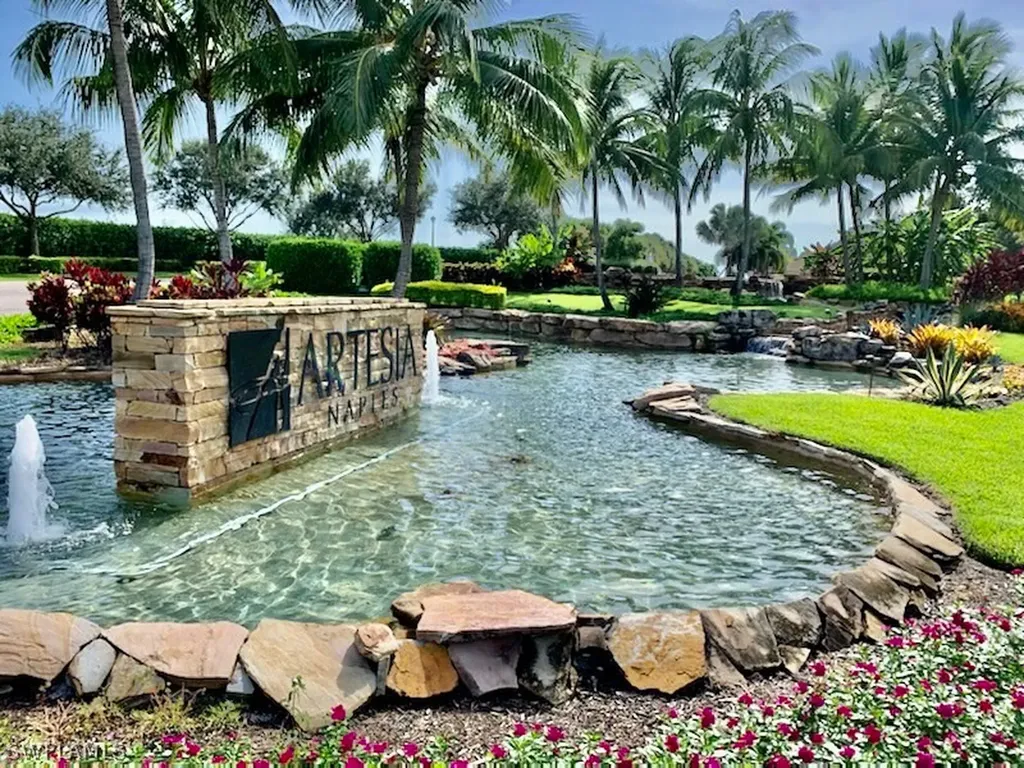 1470 Oceania Drive S Naples FL 34113