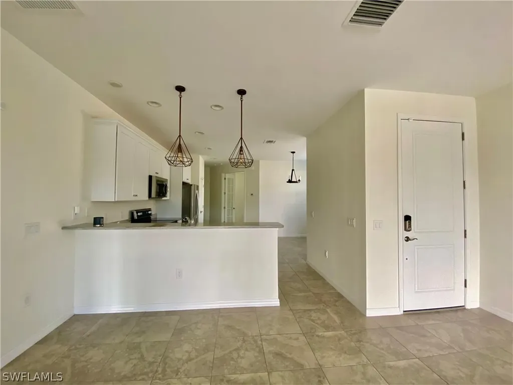 1470 Oceania Drive S Naples FL 34113