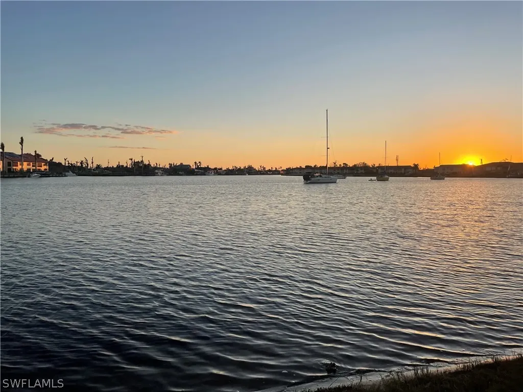 434 Tudor Drive Cape Coral FL 33904