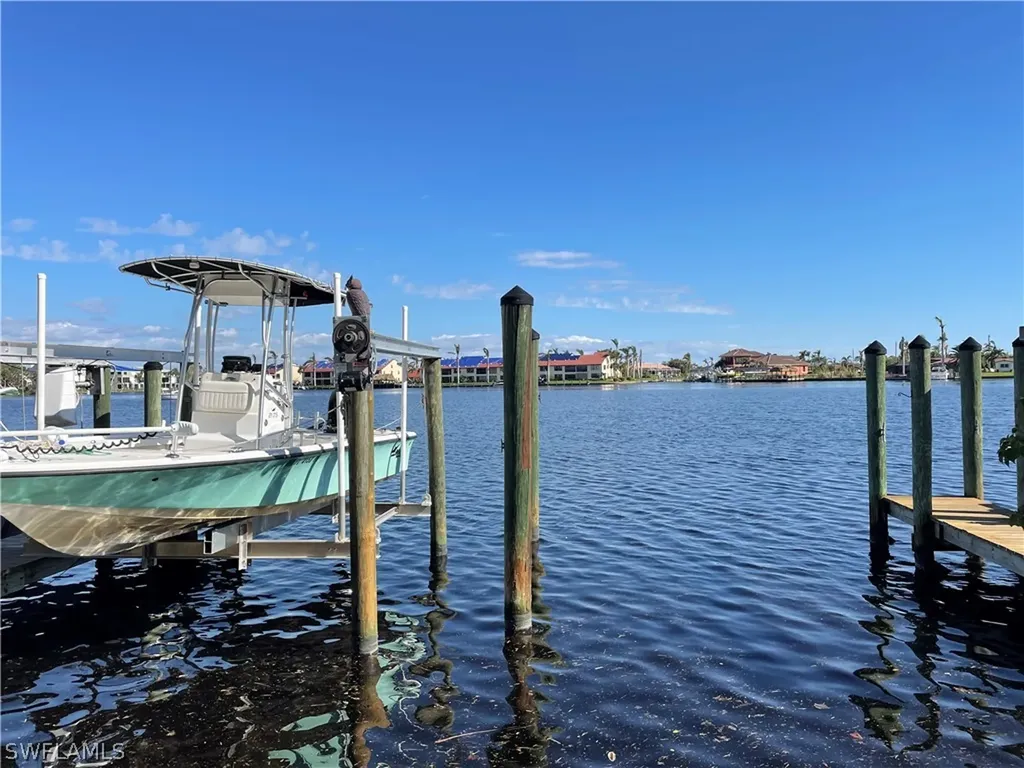 434 Tudor Drive Cape Coral FL 33904