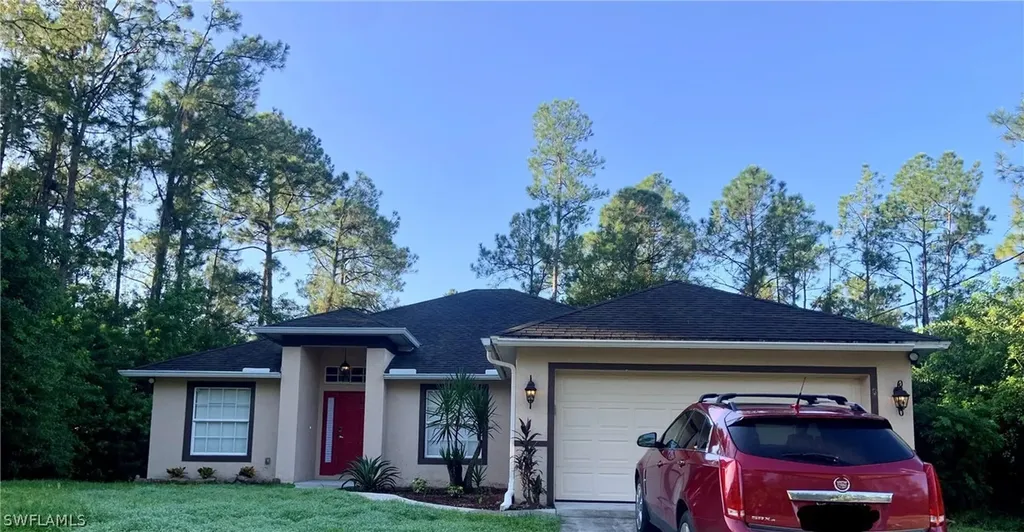 313 Vicksburg Avenue Lehigh Acres FL 33972