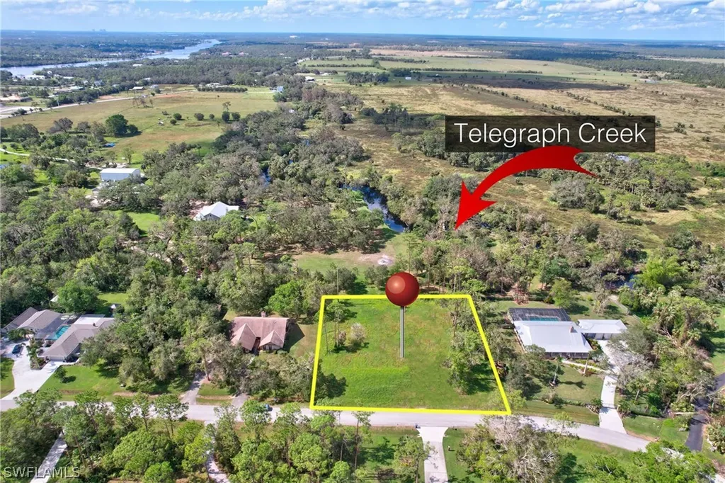 Alva FL, 18511 Telegraph Creek Lane