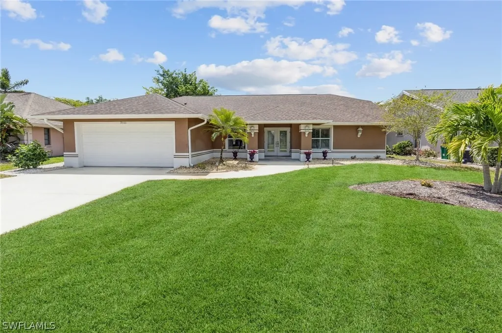 9553 Campbell Circle Naples FL 34109