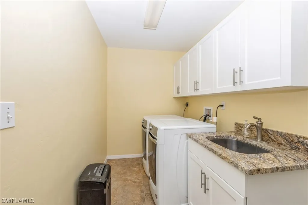 9553 Campbell Circle Naples FL 34109