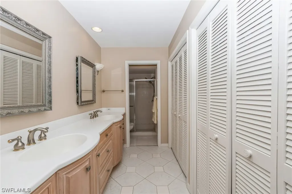 9553 Campbell Circle Naples FL 34109