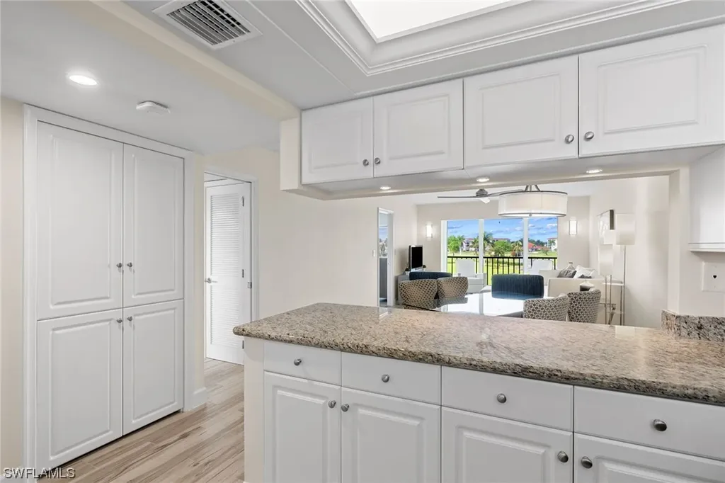 29 High Point Circle E Naples FL 34103