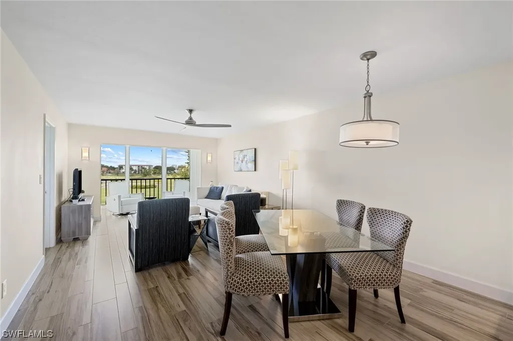 29 High Point Circle E Naples FL 34103