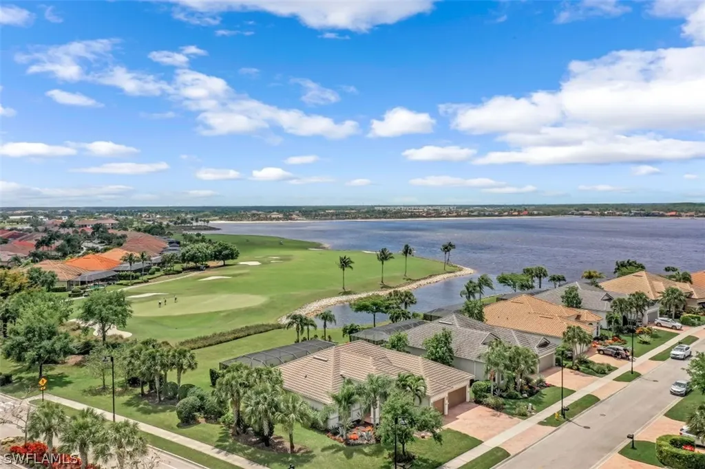 9015 Graphite Circle Naples FL 34120