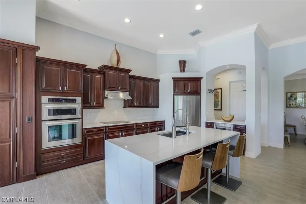 9015 Graphite Circle Naples FL 34120