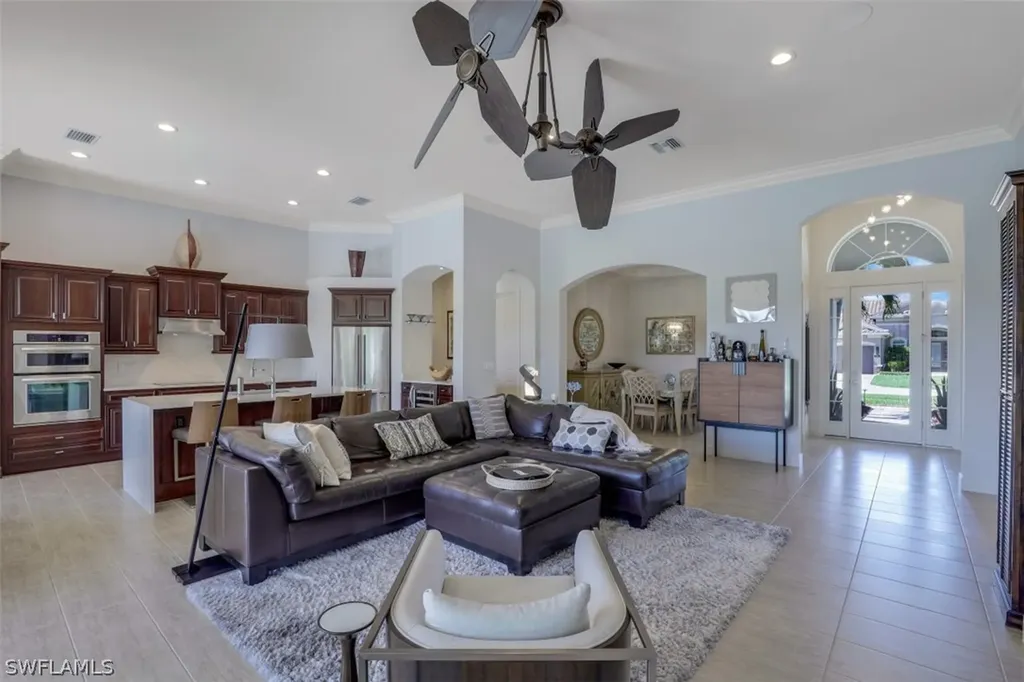 9015 Graphite Circle Naples FL 34120