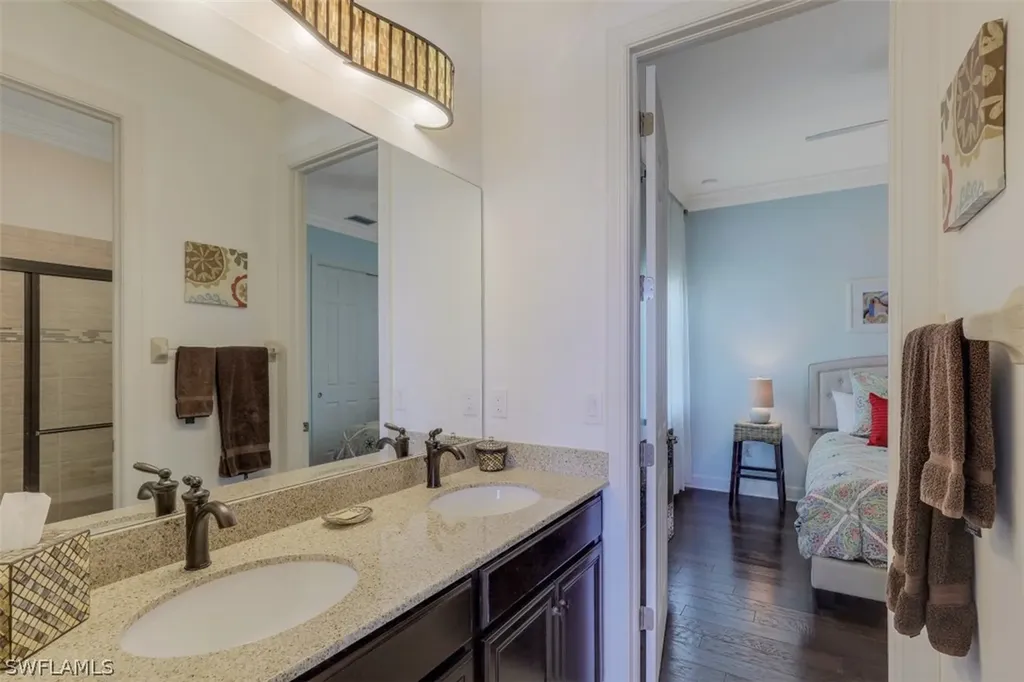 9015 Graphite Circle Naples FL 34120