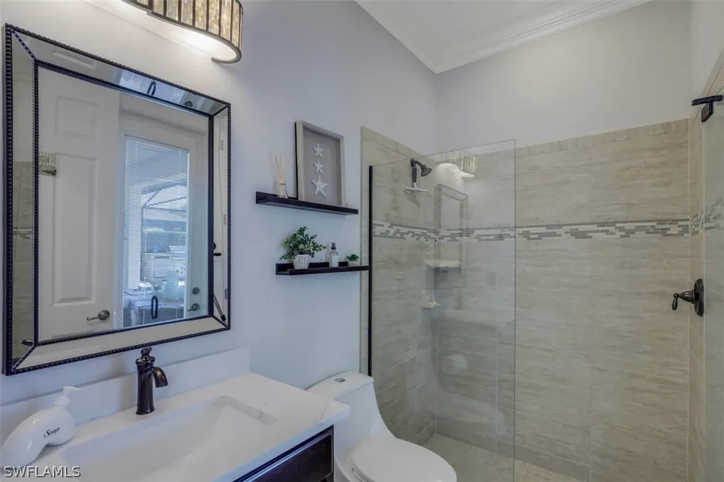9015 Graphite Circle Naples FL 34120