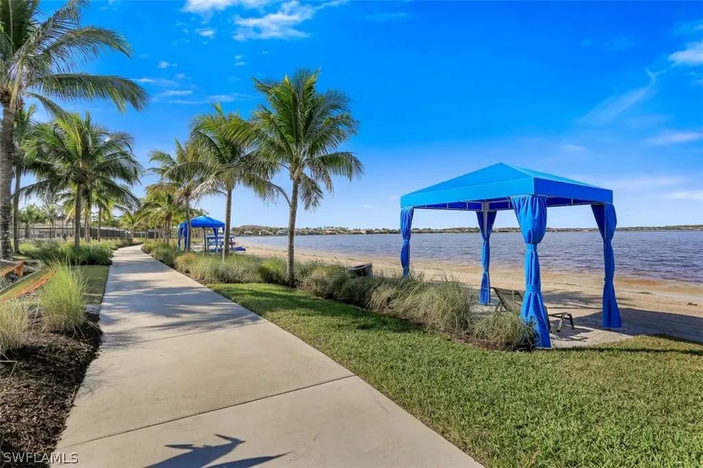 9015 Graphite Circle Naples FL 34120