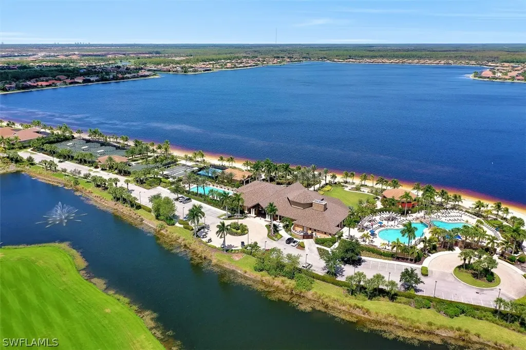 9015 Graphite Circle Naples FL 34120