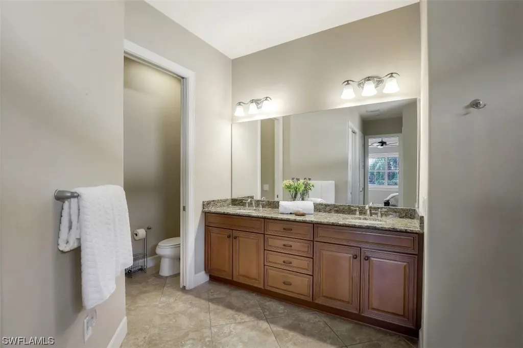 9096 Graphite Circle Naples FL 34120